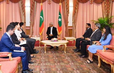 ޗައިނާ ސަފީރާއި ރައީސް ބައްދަލުކުރައްވައިފި