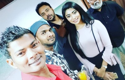 ދިވެހި ސިނަމާގެ ސުރުޚީތައް