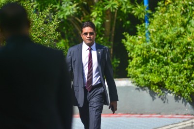 ޔާމީނާ ވާދަ ކުރެއްވުމަށް ނަޝީދު ނޫން ކެންޑިޑޭޓެއް ނެރުމަށް ނިހާން ގޮވާލައްވައިފި