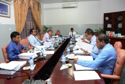 އައިޖީއެމްއެޗުގެ 25 ބުރީގެ އިމާރާތް ހަވާލުކުރި ގޮތް މާލިއްޔަތު ކޮމެޓީން ދިރާސާ ކުރަނީ
