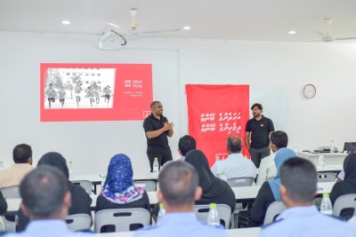 އަތޮޅުތެރޭގައި ހިންގާ ސީއެސްއާރު ޕްރޮގްރާމްތަކަށް ބީއެމްއެލް އިން އެހީތެރިވަނީ