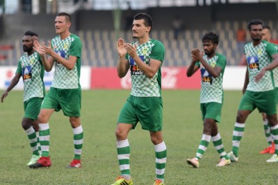 ހަނިތަފާތަކުން އީގަލްސް ބަލިކޮށް، މާޒިޔާއިން ފެށުން ރަނގަޅުކޮށްފި