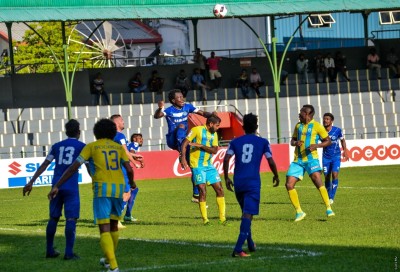 އަންނަ ހޮނިހިރު ދުވަހު ނިއުއާއި ވެލެންސިއާ ކުޅުމަށް ހަމަޖެހުނު މެޗު ފަސްކޮށްފި