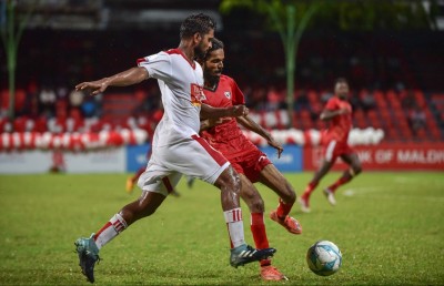 "އަތޮޅުތަކަށް ފުޓްބޯޅަ ފުޅާކުރުމުގެ ސްޕީޑް ހަލުވި ކުރަން ޖެހޭ"