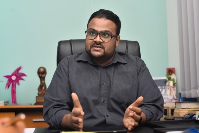 "ފަތުރުވެރިކަން އޮތީ ރަނގަޅު ފައްތަރެއްގައި، އިސްތިހާރުކުރުން ވަރުގަދަ ކުރަންޖެހޭ"