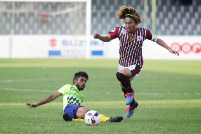 ޖޭޖޭގެ ހެޓްރިކާއެކު ވެލެންސިއާ ބަލިކޮށް މޯހަން ބަގާން ގްރޫޕް ސްޓޭޖަށް