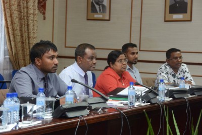 ސިނގިރެޓް ފޮއްޓެއްގެ އަގު 80 ރުފިޔާއަށް އުފުލޭ ގޮތަށް ކޮމިޓީން ފާސްކޮށްފި
