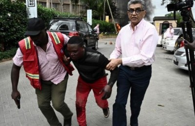 ކެންޔާގެ ލަގްޒަރީ ހޮޓަލަށް ދިން ހަމަލާގައި 15 މީހުން މަރު