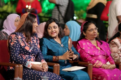 ރަސްމީ މަސައްކަތަށް އަންހެނުން ނުކުތުމުގެ ފުރުސަތު ދިނުމަށް ދުންޔާ ގޮވާލައްވައިފި