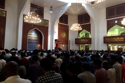 ރޯގާ ފެތުރޭތީ މިސްކިތްތަކުގައި ގުނޫތު ކިޔަން އަންގައިފި