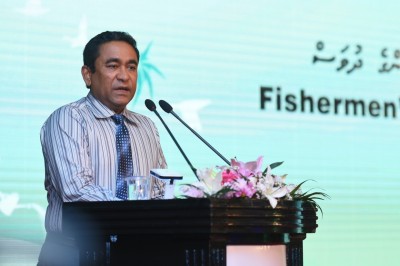 އިސް މަގާމުތަކަށް އައުމަށް އަންހެނުން ހީވާގިކަމާ އެކު މަސައްކަތްކުރަން ރައީސް ގޮވާލައްވައިފި