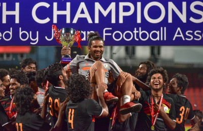 ޔޫތު ޗެމްޕިއަންޝިޕް: ނަތީޖާ ފެންނަ މުހިއްމު މުބާރާތެއް!