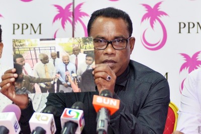 ރައީސް ޔާމީނަށްވުރެ، ގާނޫނާ އެއްގޮތަށް ވެރިކަމެއް ކުރެއްވި ވެރިއެއް ނެތް: އަދުރޭ