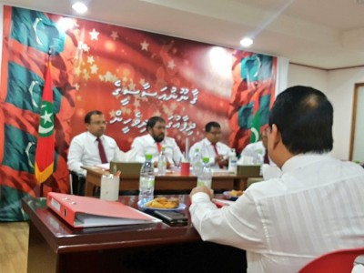 މަސީހު ވަކިކުރުމަށާއި، އިދިކޮޅު ފަރާތްތަކާ ގުޅުމަށް ޖޭޕީން ނިންމައިފި