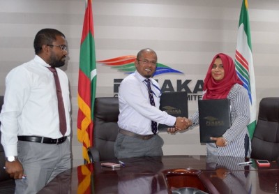 މުވައްޒަފުންގެ މުސާރަ ކުޑަކުރާކަމަށްބުނެ ފަތުރަނީ ދޮގު ޚަބަރެއް: ފެނަކަ