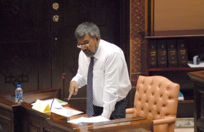 އިބްރާ ފުލުސް އޮފީހަށް ހާޒިރުކޮށްފި