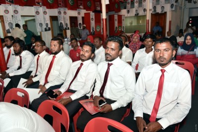 ޖޭޕީ ފަރާތުން ކައުންސިލް އިންތިހާބުގައި ވާދަކުރާ 94 ކެންޑިޑޭޓުންނަށް ޓިކެޓް ހަވާލުކޮށްފި