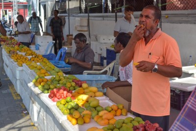 ރޯދައަށް އަނބު މޫސުން ނިމި އަގު މައްޗަށް ޖެހޭނެ: ވިޔަފާރިވެރިން
