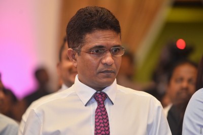 ސަރުކާރާ އެއްކޮޅަށް ފާޅުގައި ވޯޓުލާނެ އެމްޑީޕީ އަދި ޖޭޕީ ބޭފުޅުން އެބަތިބި: ނިހާން
