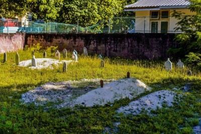 އަމިއްލައަށް މަރުވުމަކީ ހައްލެއް ނޫން، ހައްލަކީ ގަޟާޤަދަރަށް އީމަންވުން: ހުތުބާ