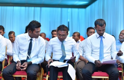 ކޮންގްރެސް ޕާޓީގެ ވަގުތީ ރައީސަކަށް އަދުރޭ، ނައިބުންނަށް ސައީދާއި އާދަމް ޝަރީފް