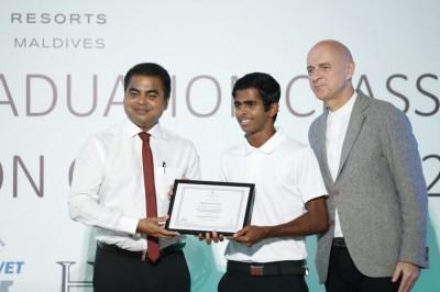 ފޯ ސީޒަންގެ އެޕްރެންޓިސް ޕްރޮގްރާމުން 47 ދަރިވަރަކު ދަސްވެނިވެއްޖެ
