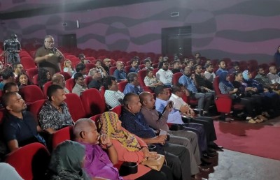 ފިލްމީ ދާއިރާގެ ދަތިތައް މިނިސްޓަރަށް ހުށަހަޅައިފި