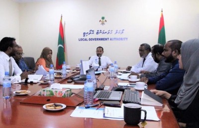 ކައުންސިލަރުންގެ ސަސްޕެންޝަން އުވާލައި މުސާރަތައް އަލުން ދޭން ނިންމައިފި