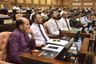 އިމާރާތާ ބެހޭ ބިލު މަޖިލީހަށް ބަލައިގެންފި