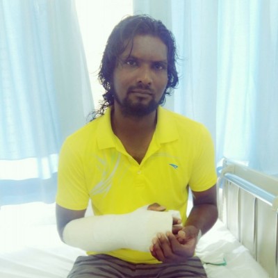މިޔަރުގެ ހަމަލާ އިން ޒަހަމްވި އަތް ޕަލާސްޓިކް ސާޖަރީއަށް ފަހު ރަނގަޅު