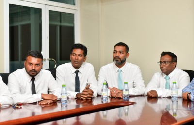 ކޮންގްރެސް ޕާޓީގެ ރަޖިސްޓަރީ ހަވާލުކޮށްފި