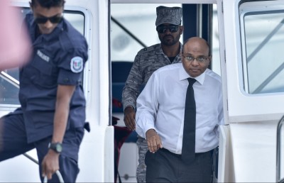 ކުރީގެ އުއްތަމަ ފަނޑިޔާރާއި ދެ މެމްބަރަކަށް ކުރި ޓެރަރިޒަމްގެ ދައުވާ ވެސް އަނބުރާ ގެންގޮސްފި
