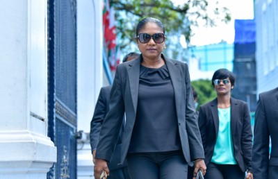 އިންޑިއާގައި ބާއްވާ ވަށް މޭޒު ޖަލްސާއެއްގައި ރާއްޖޭގެ އިސް ވަފުދެއް
