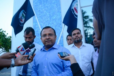 ފޯނުގެ ޕިންކޯޑު ދޭން ބުނާ ގާނޫނީ މާއްދާއެއް ނެތަސް ކޯޓު އަމުރަށް ދޭންޖެހޭނެ: ދައުލަތު