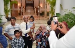 ލަންކާގައި ދިރިއުޅޭ ދިވެހިންނަށް އޭޕްރީލް އިން ފެށިގެން އާސަންދަ ލިބޭނެ: ރައީސް