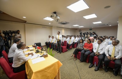 ޝަރުއީ ނިޒާމަށް އެމްޑީޕީގެ ސިޔާސަތު: ހައްލު ރަނގަޅުވާން ޖެހޭނެ