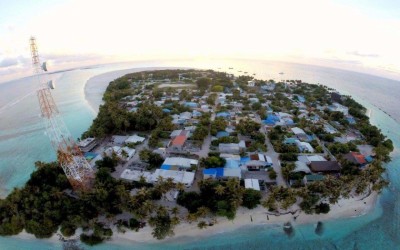 ދަނޑުމަތީގައި ފުޓްބޯޅަ ކުޅެން ހުރި ޒުވާނަކު ނިޔާވެއްޖެ
