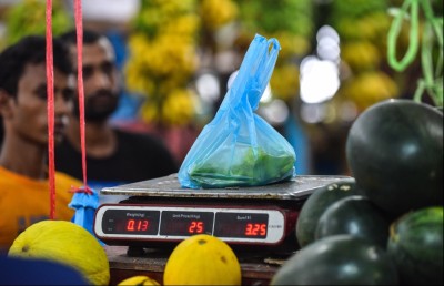 ކޮލަމް 7: މުއްސަނދި ގައުމުގައި ފަގީރު ރައްޔިތުން