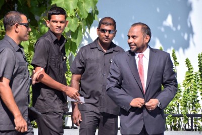 ހަރުކަށި ދީނީ މީހުންނާއި ދީނާ ދެކޮޅު މީހުނަށް އަމާޒުކޮށްގެން މަސައްކަތްތަކެއް ފަށައިފި