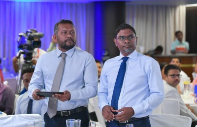 އިންޓްރެސްޓް ރޭޓު ބޮޑުވަނީ ލޯނު ދައްކާނެކަން ބޭންކުތަކަށް ޔަގީން ނުވާތީ: ނަސީރު