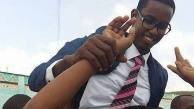 ސޮމާލިއާގެ އޮޑިޓަރު ޖެނެރަލްގެ ބޮޑީގާޑުންނަށް އޮޅިގެން މިނިސްޓަރެއް މަރާލެވިއްޖެ
