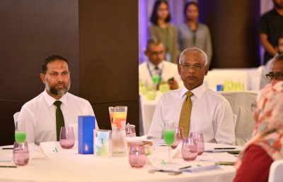 ލާމަރުކަޒީ ނިޒާމުގައި އާ ކުލަތަކެއް ޖައްސައި، ރައްޔިތުންނަށް ކުރިއެރުން ގެނެސްދޭނެ: އިމްރާން