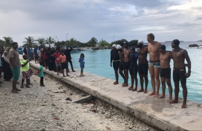 ތާރީޚީ ދިގު ފެތުން ނިންމަން ހިފައިފި