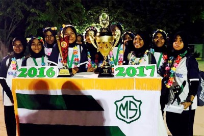 މާފުށި ސްކޫލުން 16 އަހަރުން ދަށުގެ އަންހެން ބައިގެ ތަށި ދިފާއުކޮށްފި