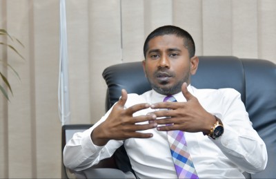 ގޭންގުތަކާ ވާހަކަ ދެއްކުން މަހްލޫފް ދިފާއު ކުރައްވައިފި