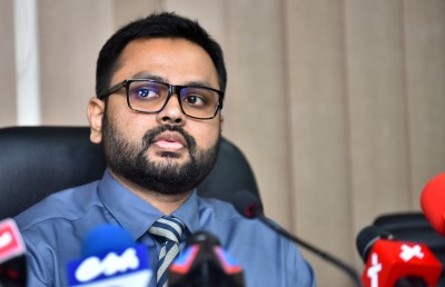އިމިގްރޭޝަނަށް ވޯކްވިސާ ވިސާޖެހުން އެކަނި