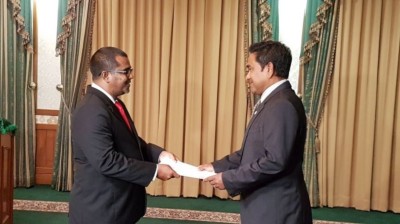 ޖޭސްއެސްސީގެ މެމްބަރު ކަމުގެ ފަތްކޮޅު ފަނޑިޔާރު ރައޫފާ ހަވާލުކޮށްފި