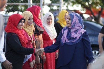 މެޑަމް ފާތުންގެ އަބުރާ ބެހުނު ކަމަށް ބުނާ މައްސަލައެއްގައި ހަ ނޫސްވެރިއެއްގެ މައްސަލަ ބަލަން ހުށަހަޅައިފި