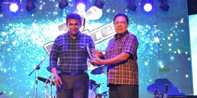 މުހައްމަދު ޒާހިރަށް ޝަރަފްގެ އައްޑަނައެއް އަރުވައިފި
