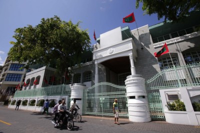 ހުސްވި އެޗްއާރުސީއެމްގެ ގޮނޑިއަށް ކުރިމަތިލުމުގެ ފުރުސަތު ހުޅުވާލައިފި